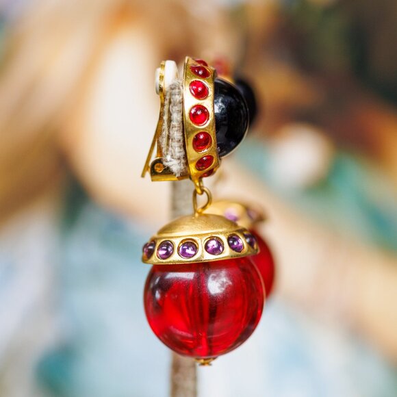 Vintage Poured Purple Glass Cabochons Drop Clip-ons - Picture 2 of 4